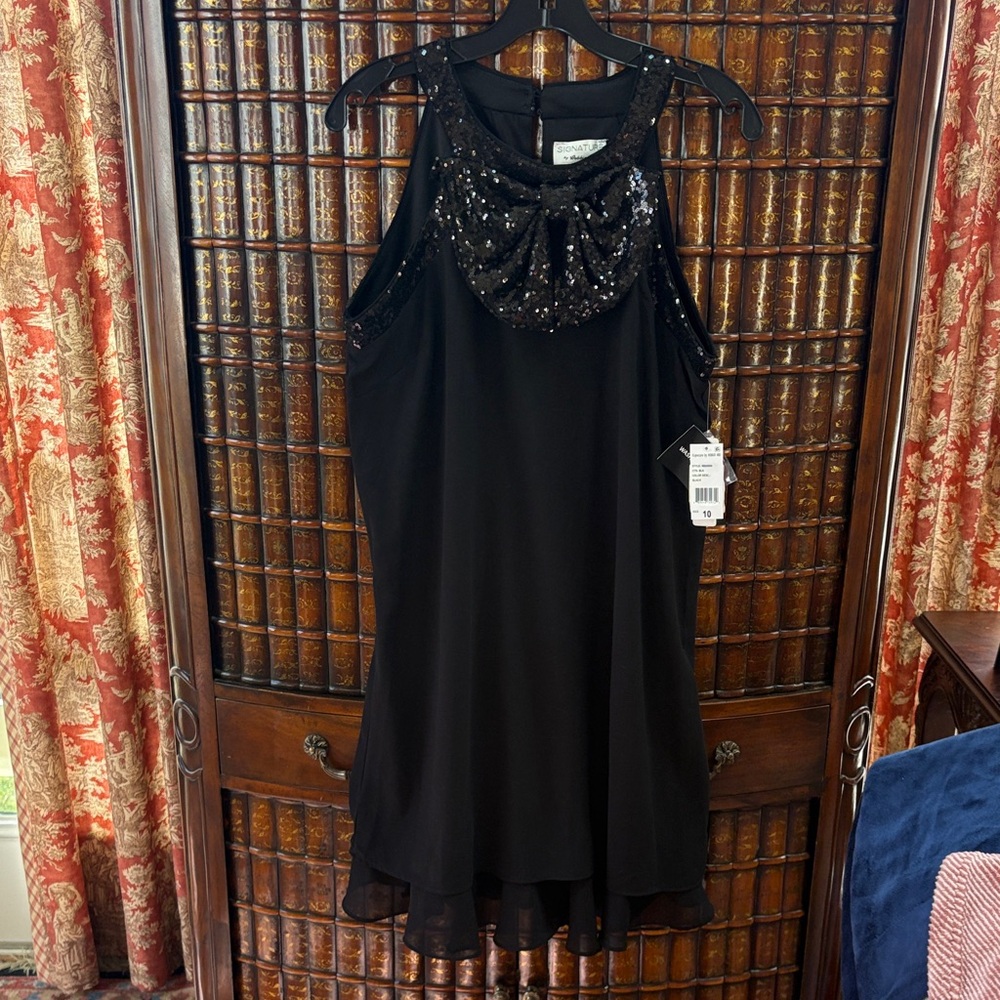 Signature by Robbie Bee Black Sequin Mini Dress